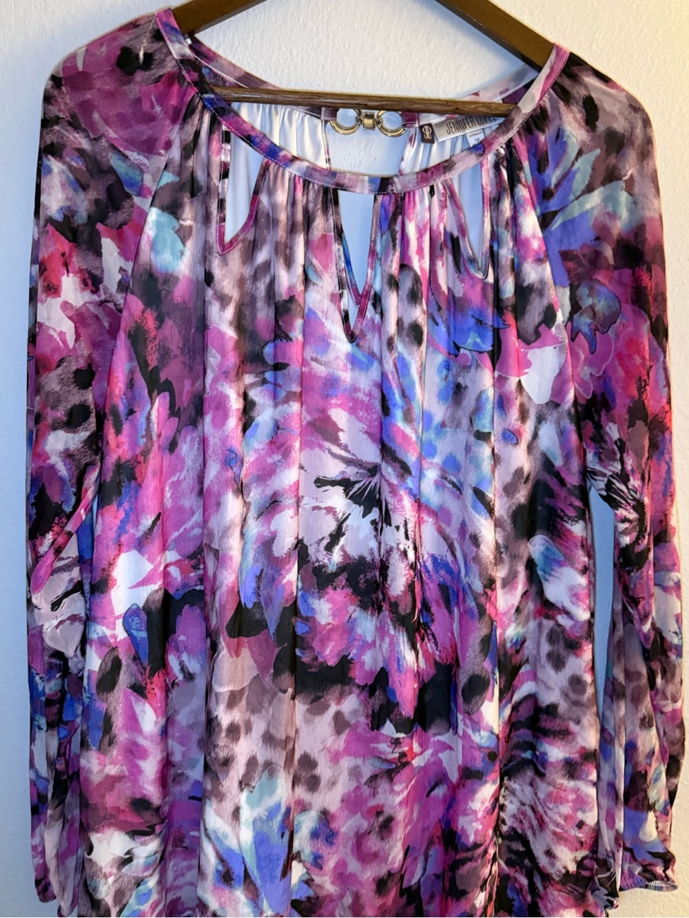 Jennifer Lopez Purple Multi Floral Keyhole Blouse